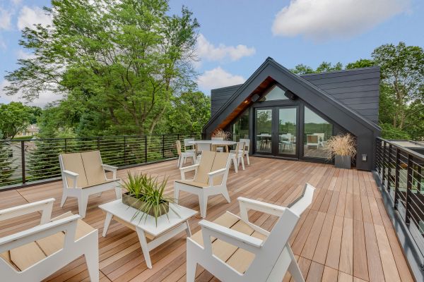 Deck Construction in Renton