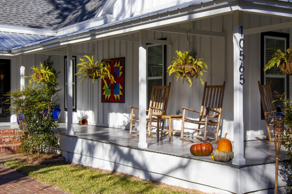 Cost of Front Porch Construction in Renton