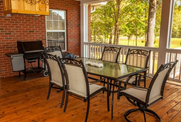 Cost of Residential Deck Installation in Renton
